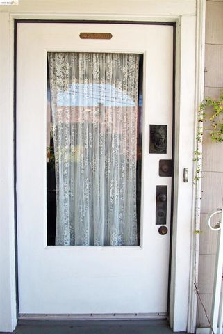1931 Stuart St, Berkeley, CA 94703
