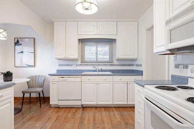 4524 Montview Boulevard, Denver, CO 80207