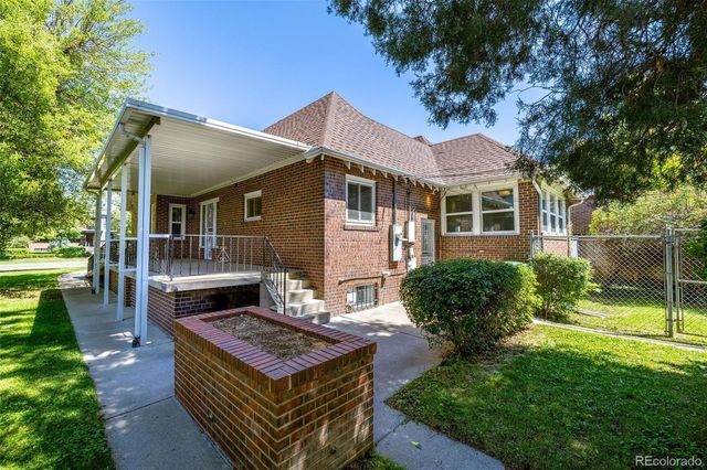 4524 Montview Boulevard, Denver, CO 80207