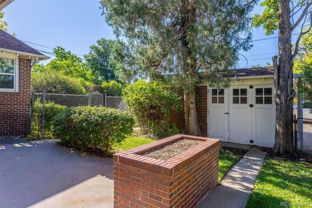4524 Montview Boulevard, Denver, CO 80207