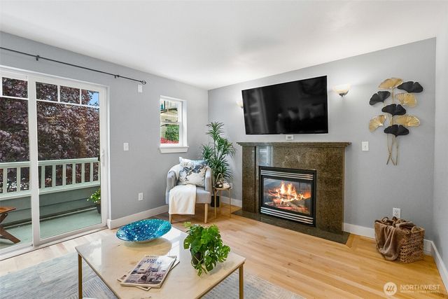 1533 NW 51st Street, Seattle, WA 98107