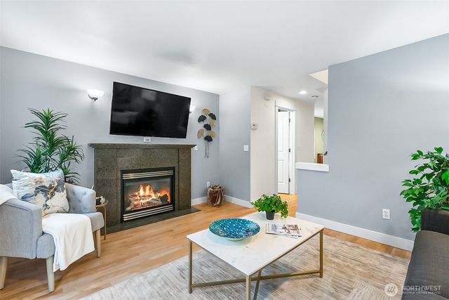 1533 NW 51st Street, Seattle, WA 98107