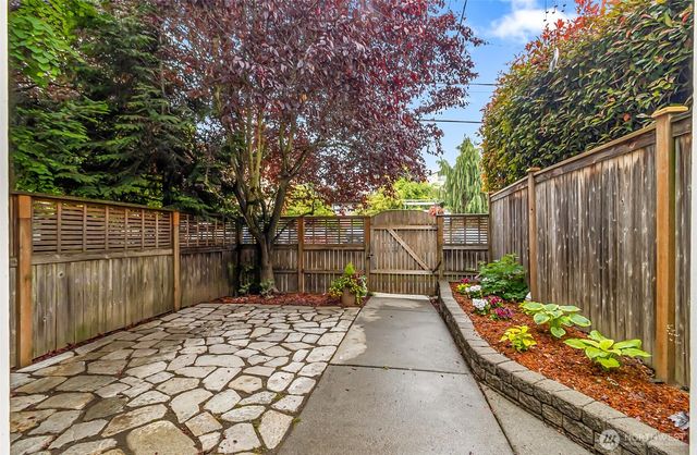 1533 NW 51st Street, Seattle, WA 98107