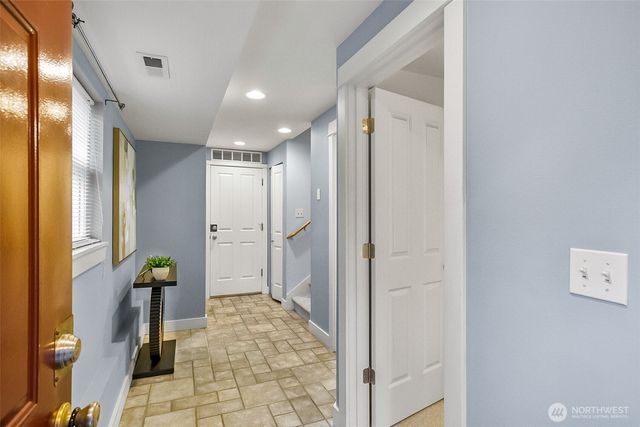 1533 NW 51st Street, Seattle, WA 98107