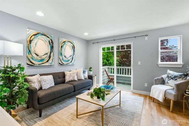 1533 NW 51st Street, Seattle, WA 98107
