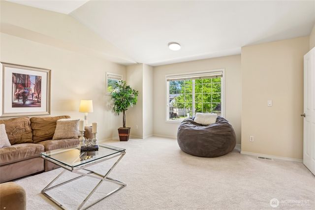2906 257th Place SE, Sammamish, WA 98075