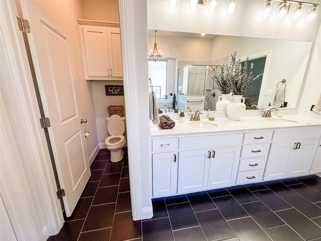 318 Osage Court, Krum, TX 76249