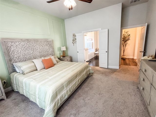 318 Osage Court, Krum, TX 76249