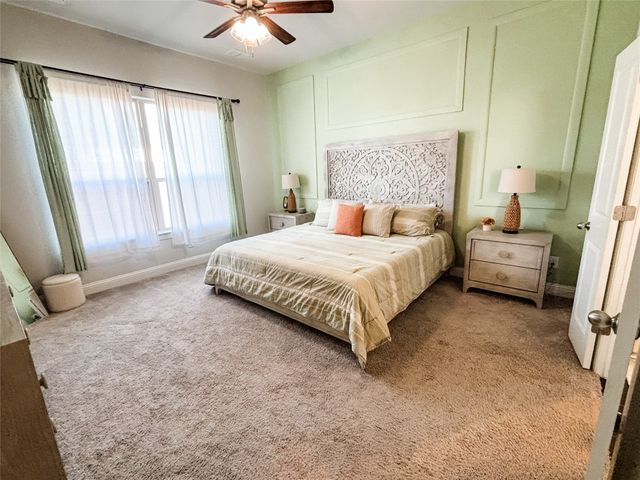 318 Osage Court, Krum, TX 76249