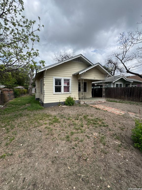 411 wharton, San Antonio, TX 78210