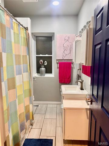 5411 Tennessee Avenue, St Louis, MO 63111