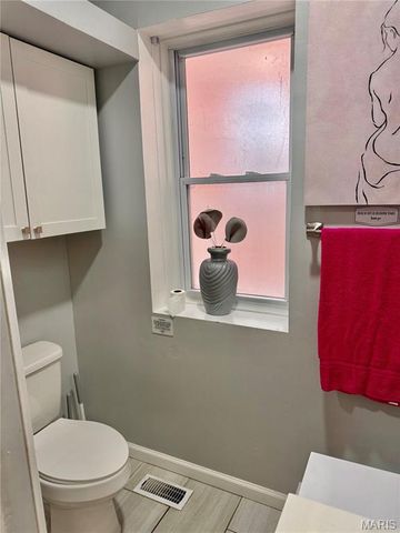 5411 Tennessee Avenue, St Louis, MO 63111