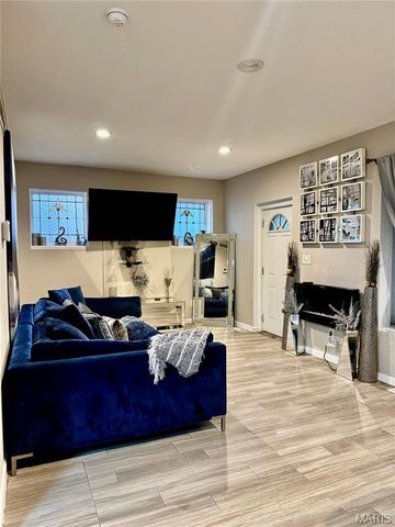 5411 Tennessee Avenue, St Louis, MO 63111