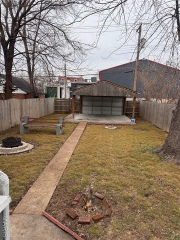 5411 Tennessee Avenue, St Louis, MO 63111