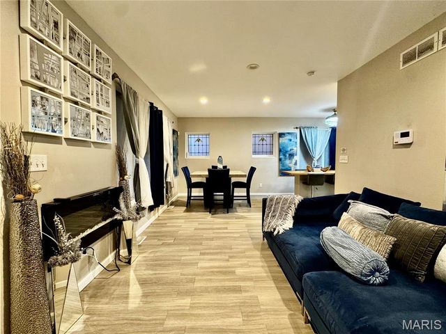 5411 Tennessee Avenue, St Louis, MO 63111