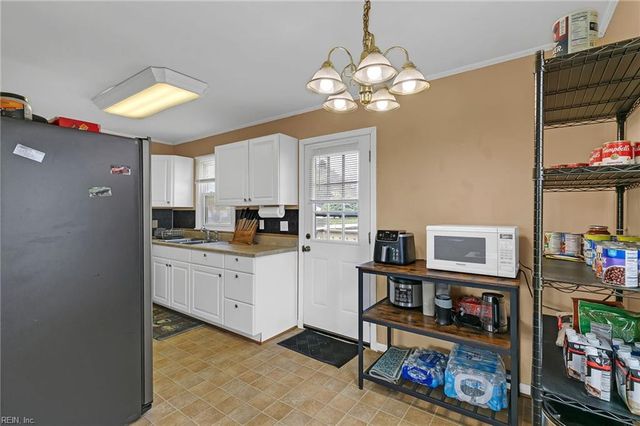 901 77th ST, Newport News, VA 23605