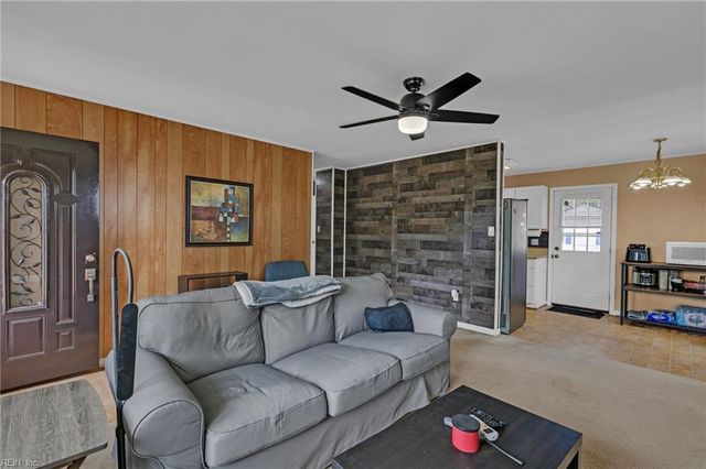 901 77th ST, Newport News, VA 23605