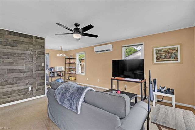 901 77th ST, Newport News, VA 23605