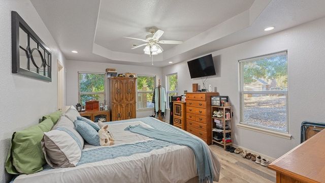 2 Brent Lane, Bella Vista, AR 72714