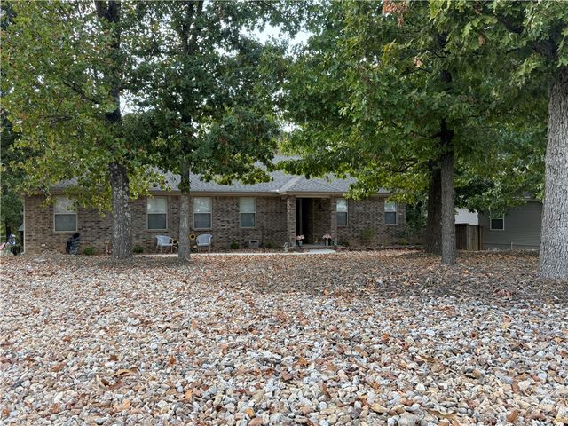 2 Brent Lane, Bella Vista, AR 72714