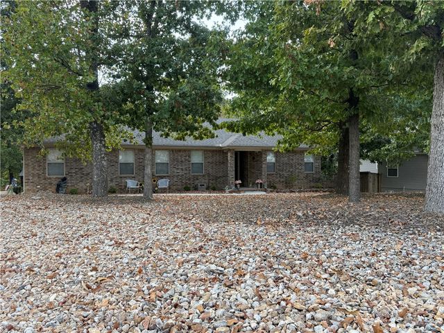 2 Brent Lane, Bella Vista, AR 72714