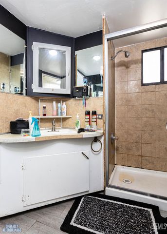 510 Roberts Lane 53, Bakersfield, CA 93308