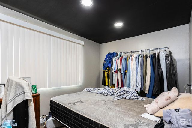 510 Roberts Lane 53, Bakersfield, CA 93308