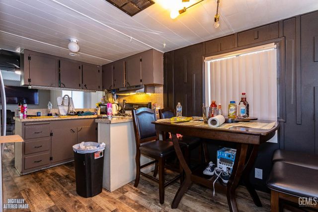 510 Roberts Lane 53, Bakersfield, CA 93308