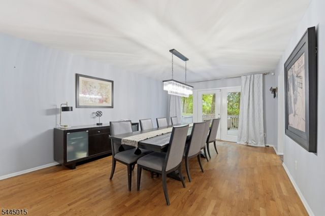 8 N Bayard Ln, Mahwah Twp., NJ 07430