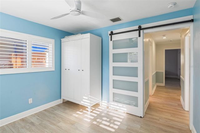 1109 S SAN REMO AVENUE, Clearwater, FL 33756