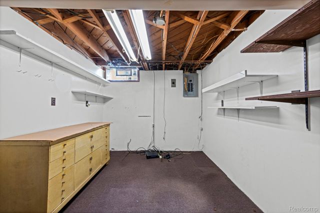1584 Marion Avenue, Lincoln Park, MI 48146