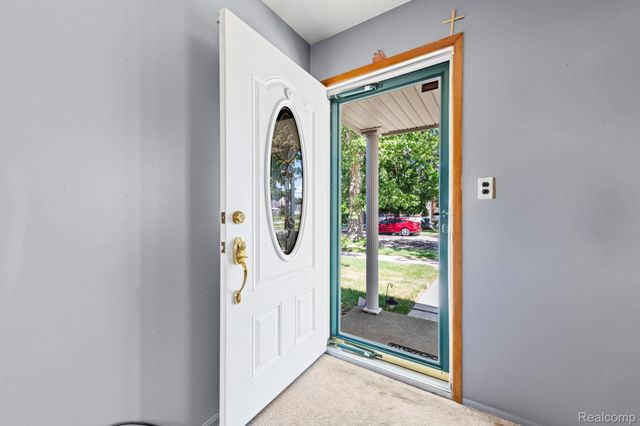 1584 Marion Avenue, Lincoln Park, MI 48146