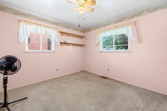 1584 Marion Avenue, Lincoln Park, MI 48146