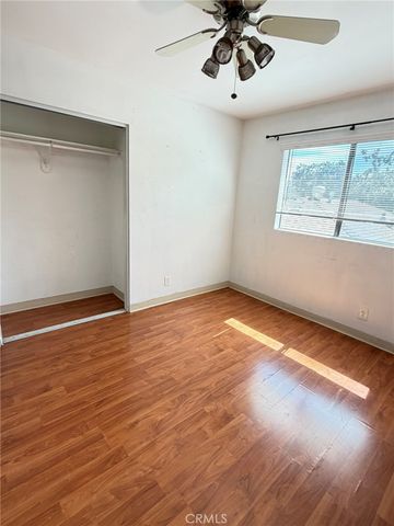 4880 Pacific Avenue, Long Beach, CA 90805
