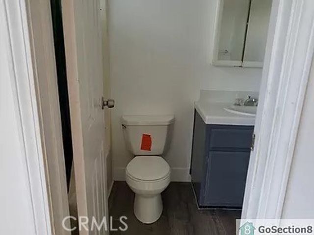 4880 Pacific Avenue, Long Beach, CA 90805