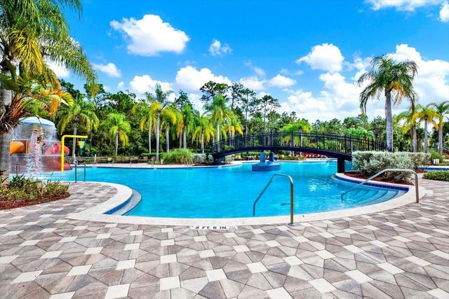 20118 BAY CEDAR AVENUE, Tampa, FL 33647