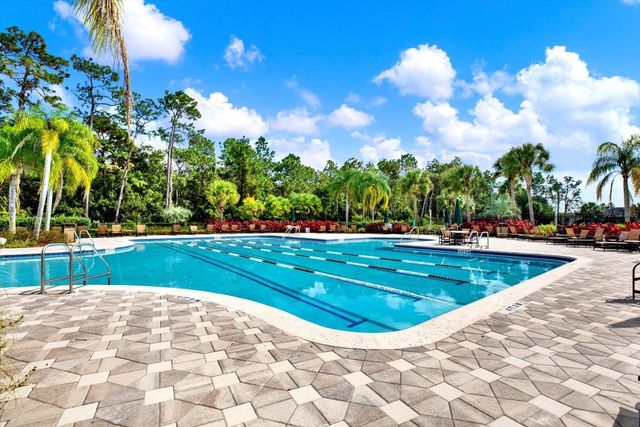 20118 BAY CEDAR AVENUE, Tampa, FL 33647