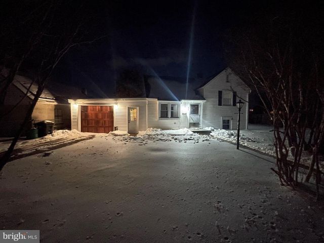 100 TALISMAN CT, York, PA 17404