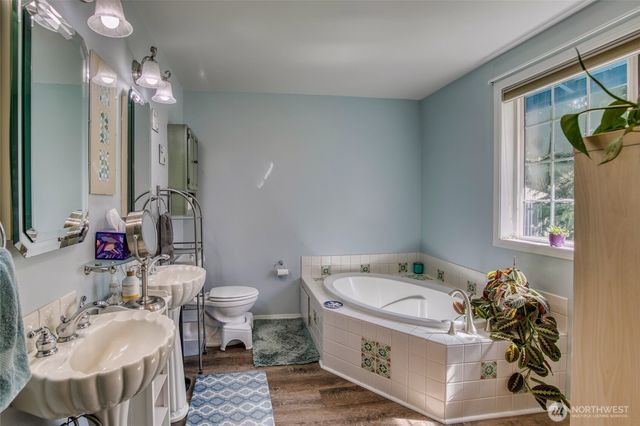 7445 Fair Oaks Road SE, Olympia, WA 98513