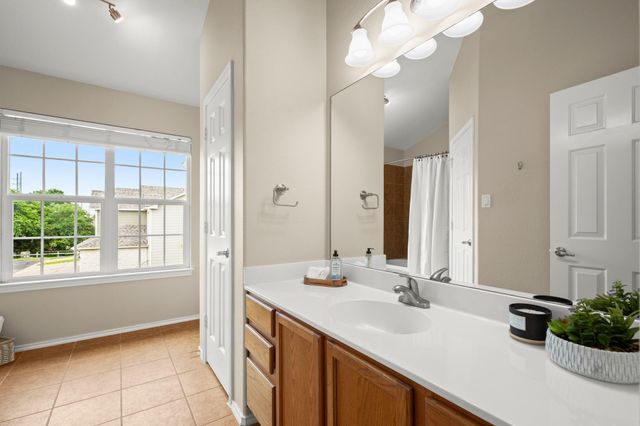 2632 Century Park BLVD 34, Austin, TX 78727