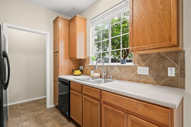 2632 Century Park BLVD 34, Austin, TX 78727
