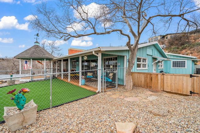 150 Pony Express Trail, Lubbock, TX 79404