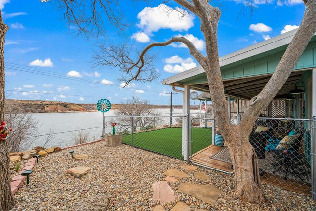 150 Pony Express Trail, Lubbock, TX 79404