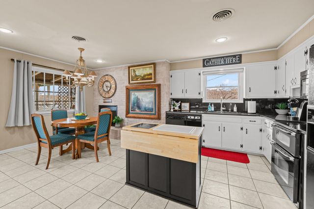 150 Pony Express Trail, Lubbock, TX 79404