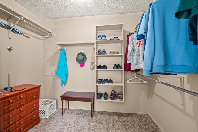 150 Pony Express Trail, Lubbock, TX 79404