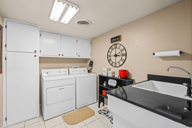 150 Pony Express Trail, Lubbock, TX 79404