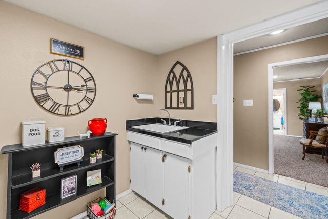 150 Pony Express Trail, Lubbock, TX 79404