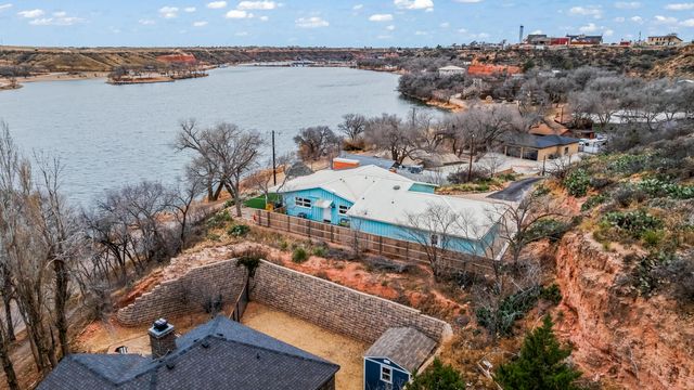 150 Pony Express Trail, Lubbock, TX 79404