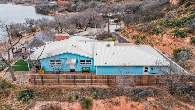 150 Pony Express Trail, Lubbock, TX 79404