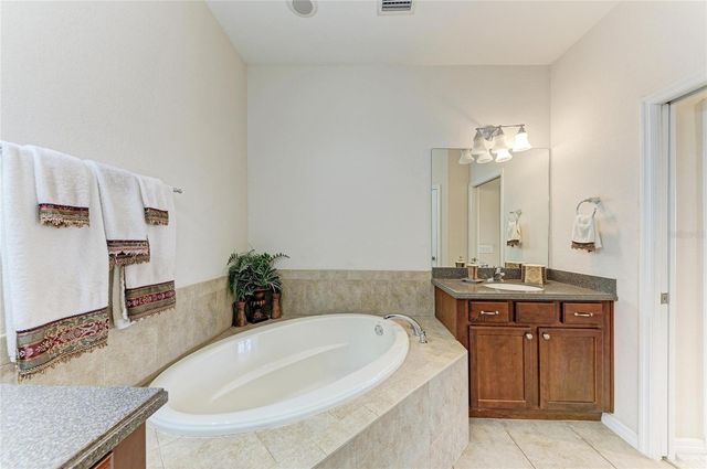 204 RIVER ENCLAVE COURT, Bradenton, FL 34212